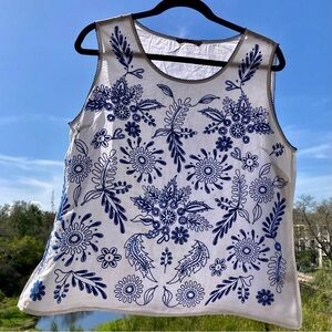 tu top blouse floral embroidered white with blue floral embroidery Cotton Sz:16